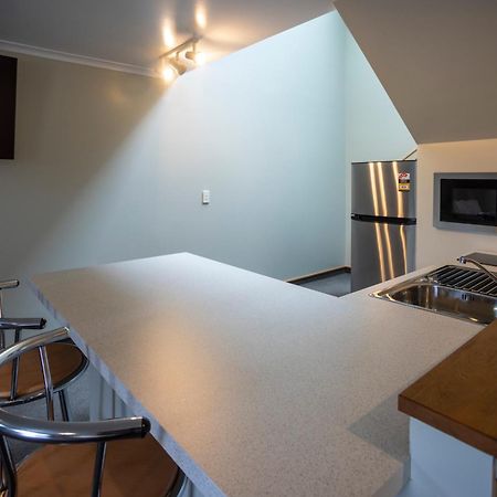 Haast Beach Motel Экстерьер фото