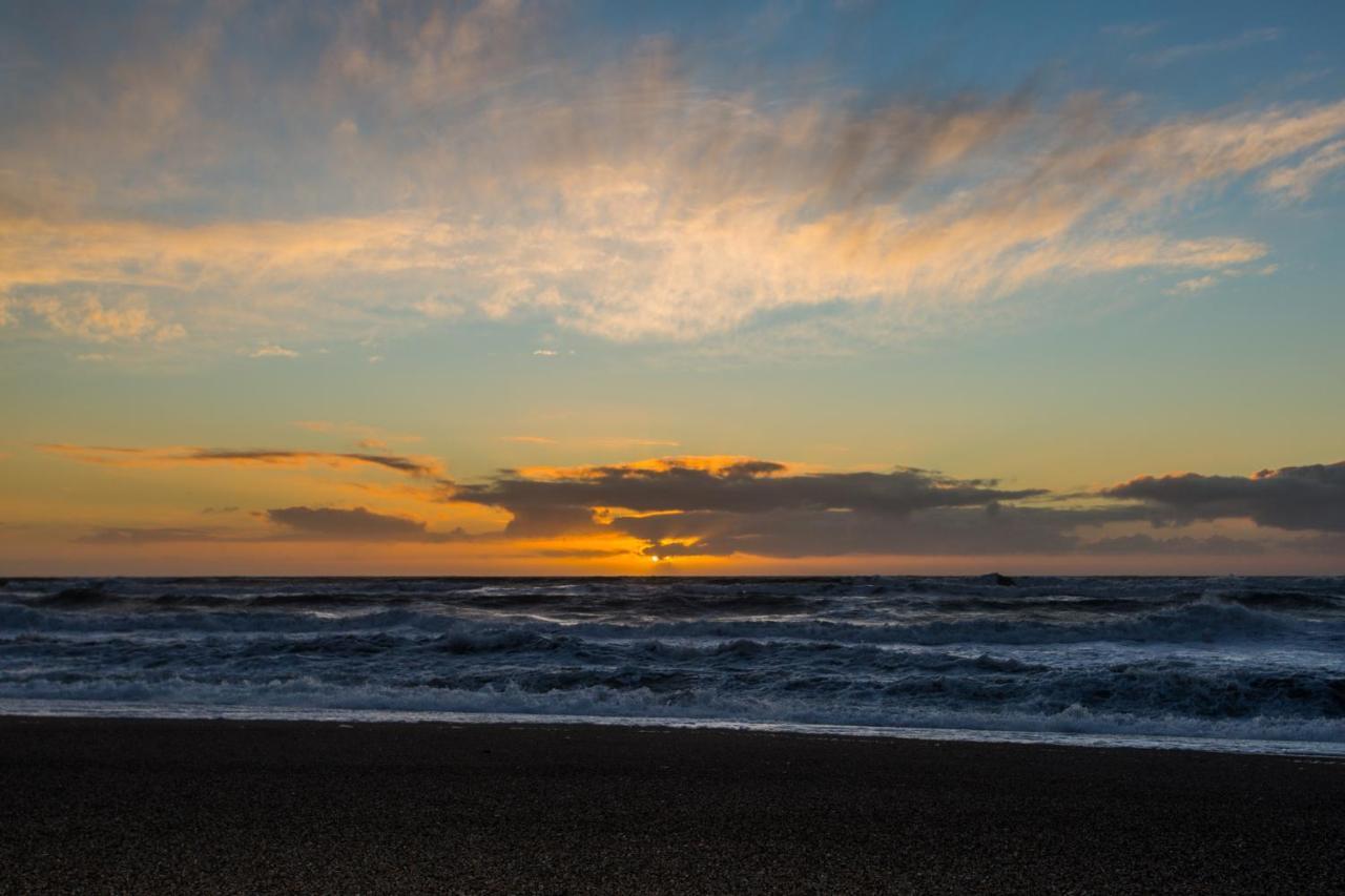 Haast Beach Motel Экстерьер фото