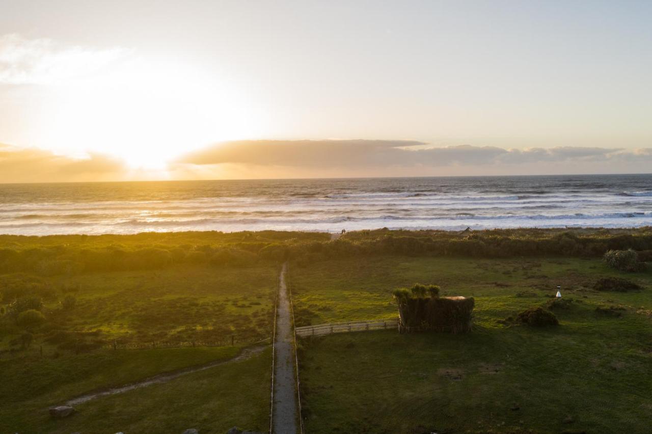 Haast Beach Motel Экстерьер фото